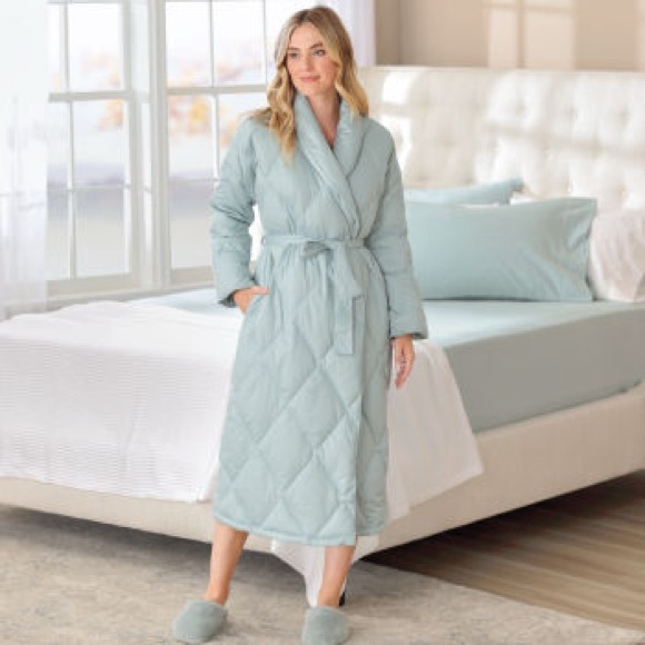 Cuddle Down Robe - Picture 11 of 17